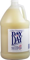 Chris Christensen Day to Day Moisturizing Shampoo 3.8 L