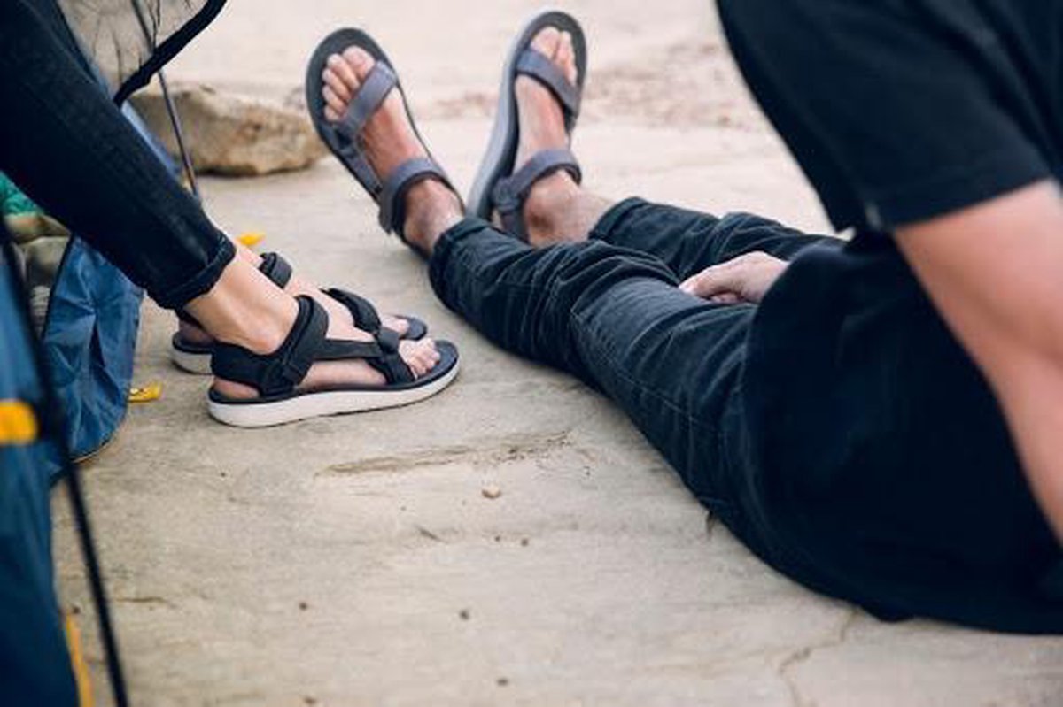 Teva MAHONIA WEDGE CROSS STRAP ML Pink / Gold - Free delivery | Spartoo NET  ! - Shoes Sandals Women USD/$81.20