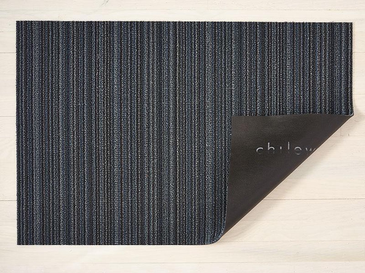 Chilewich doormat 46x71cm Skinny Stripe blue