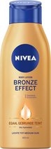NIVEA Bronze Effect Bodylotion - Egaal Gebruinde teint - Hydrateert en bruint - Met ginkgo biloba en druivenpitolie - 400 ml