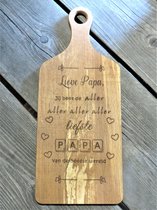 Serveerplank "lieve PAPA, jij bent de allerliefste van de hele wereld" - vaderdagcadeau - cadeau voor vader - cadeau vor kookgek - cadeau voor grillmaster - borrelplank met tekst