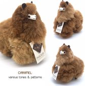 Alpaca Knuffel - Caramel - Klein  - 23 cm -  Alpacawol - Handgemaakt, Natuurlijk & Fairtrade - Allergie-vrij