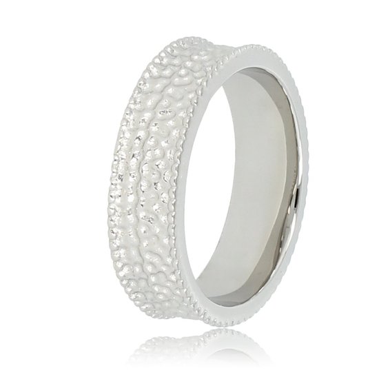 My Bendel - Brede zilverkleurige ring met structuur - Brede zilverkleurige ring met structuur - Met luxe cadeauverpakking