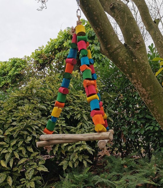 GRAND speelgoed TRIANGLE SWING en bois de Java pour aras et autres types de grands perroquets.