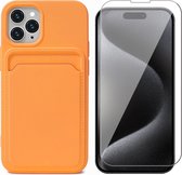 Hoesje Pasjeshouder geschikt voor iPhone 15 Pro - Screenprotector GlassGuard - Siliconen Case Back Cover Oranje & Screen Protector