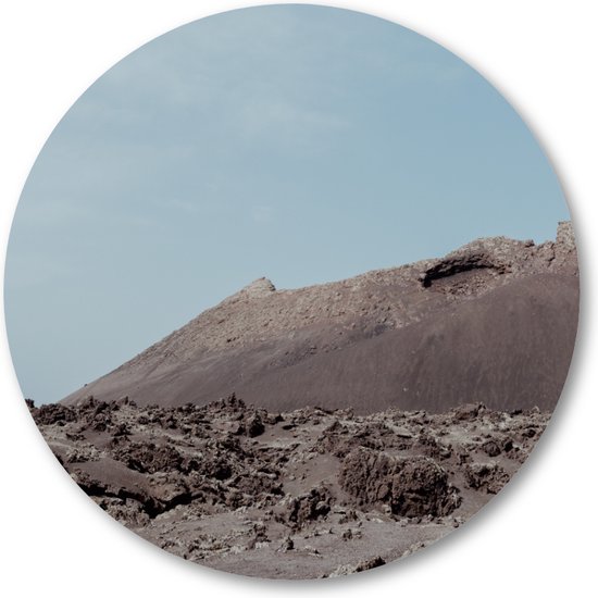 Toile volcanique sereine - Splendeur silencieuse de Lanzarote - Volcanique minimaliste - Cercle mural Forex 40cm