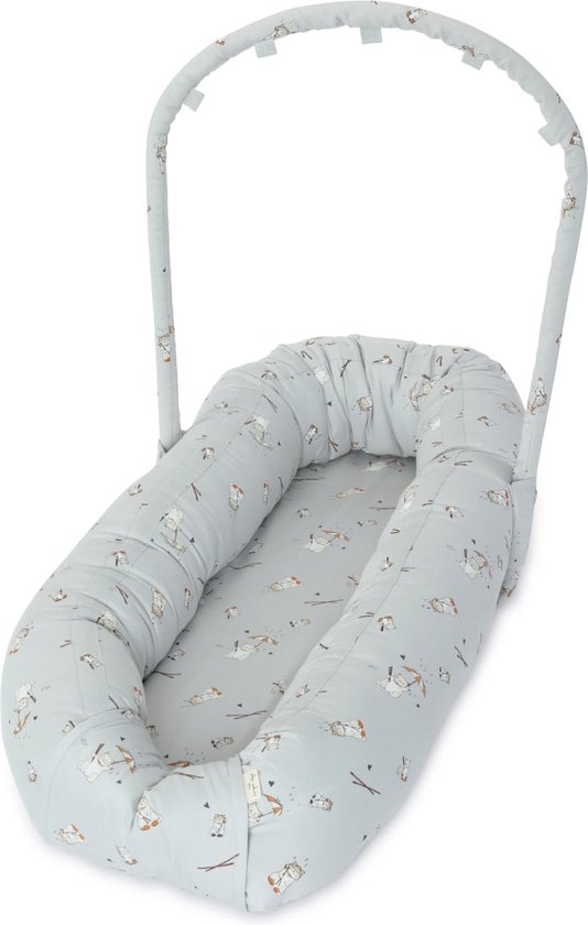 Konges Sløjd Babynest met boog voor speeltjes - Miso Raindrops