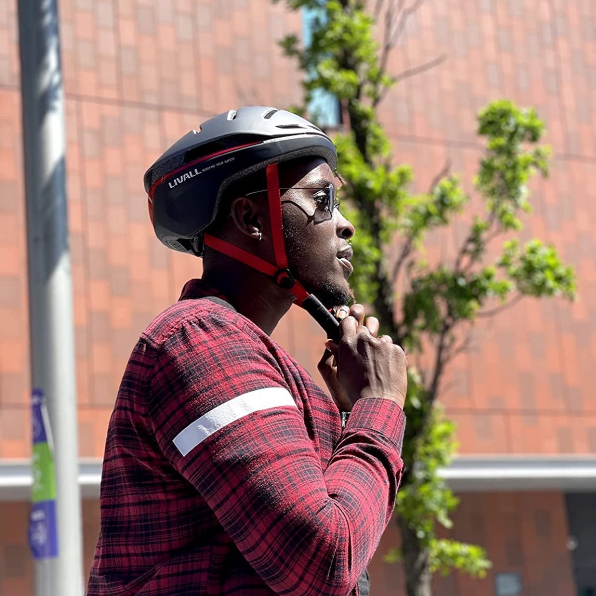 Smart Cycle Helm - Smart Lighting - 360 Graden Zichtbaarheid - Valdetectie en SOS Alert - Fietshelm