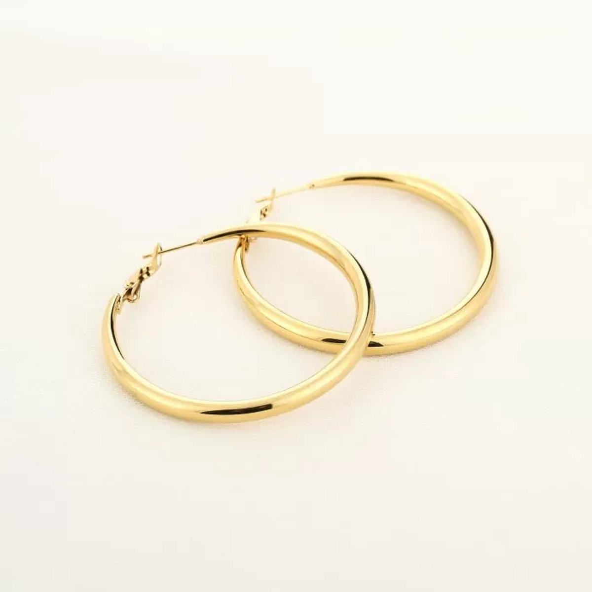 Oorbellen - Hoops - Luxe - Oorringen - Goud - Stainless Steel- 5 cm