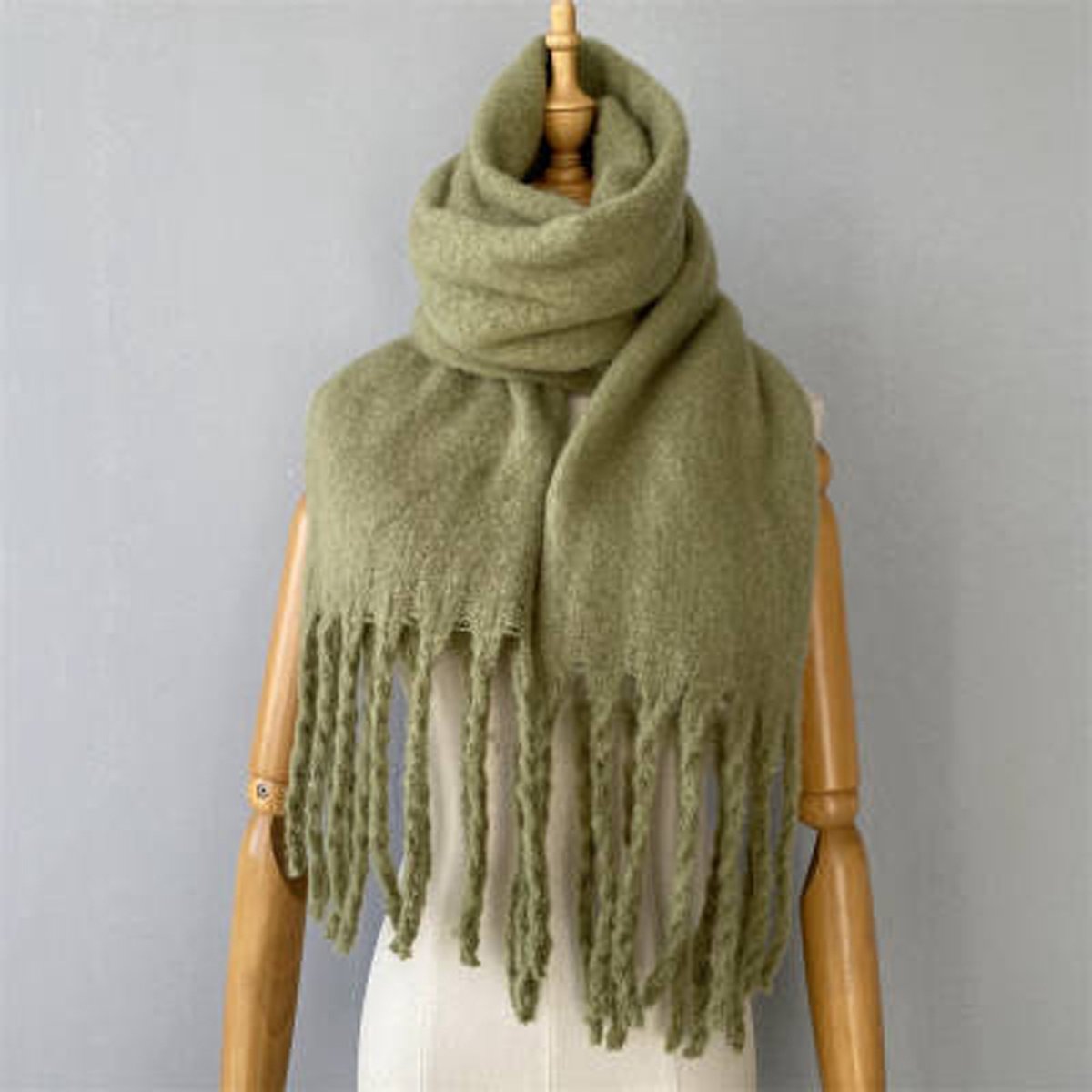 Sjaal Army Green Fluffy met franjes / chunky fluffy scarfs / accessoires dames Sjaal / wintersport fluffy sjaal / fluffy scarf