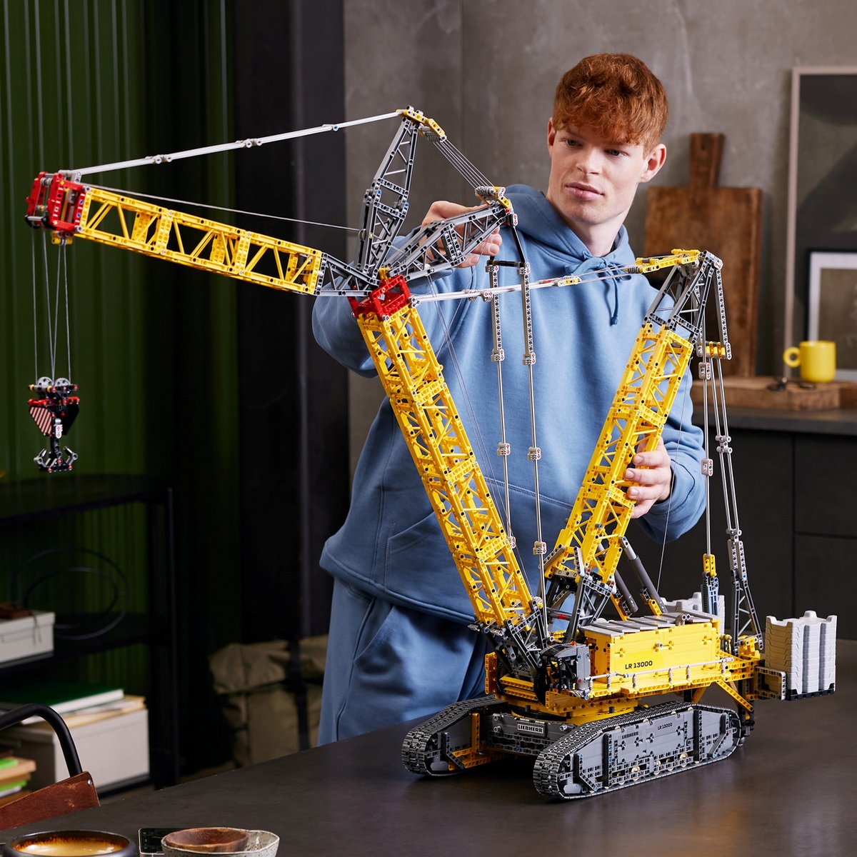 LEGO Technic Liebherr Rupsbandkraan LR 13000 Kraan met Afstandsbediening voor Volwassenen - 42146 — afbeelding 10