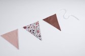 Vlaggenlijn van stof | Autumn Flower Field - 2 meter / 5 vlaggetjes - Nude, Roze, Bloemen (pastel kleur) driehoek vlaggetjes - Verjaardag slinger / Babykamer decoratie - Stoffen slingers handgemaakt & duurzaam