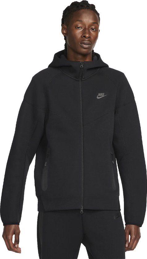 Nike tech fleece full-zip hoodie in de kleur zwart.