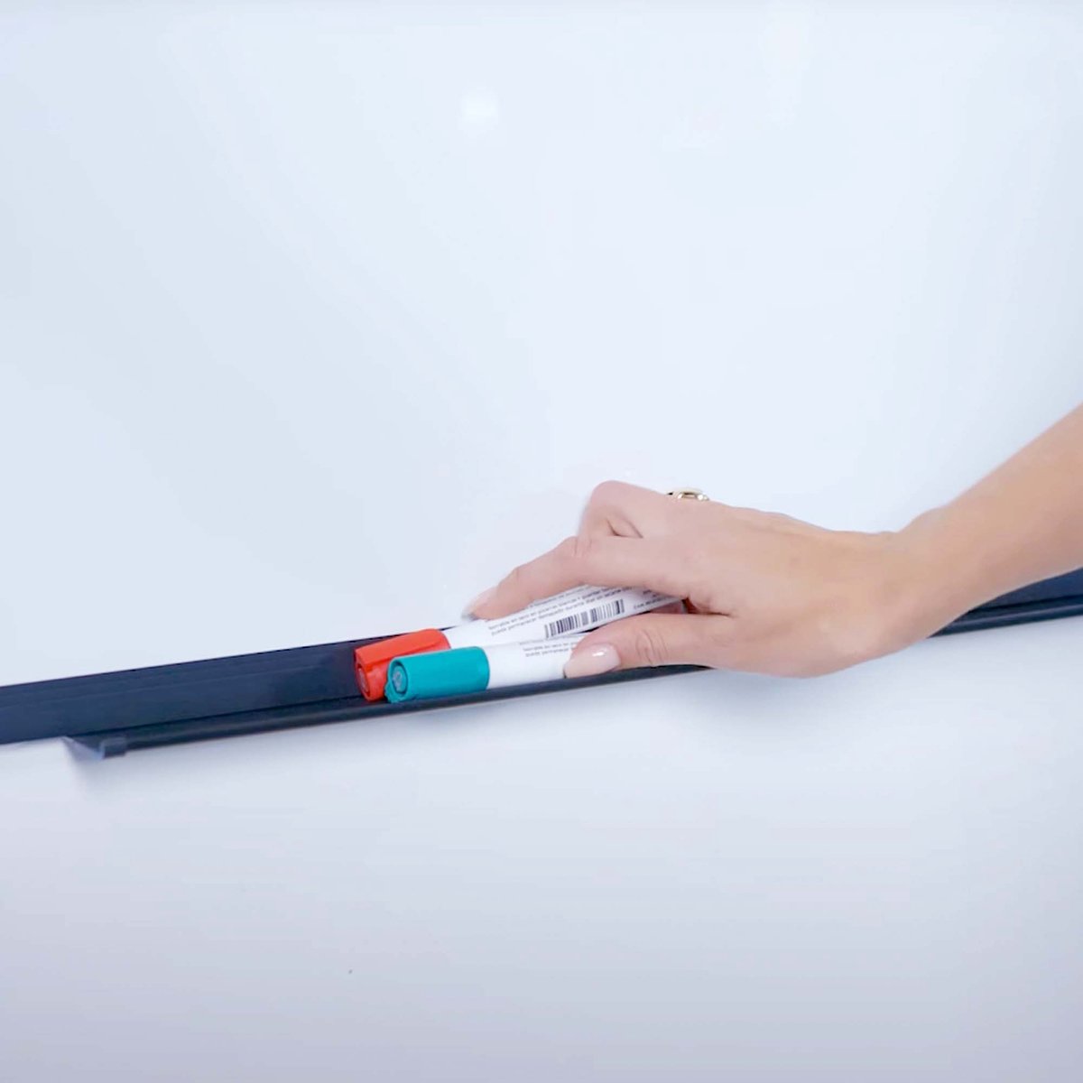 IVOL Whiteboard met zwart frame - Magnetisch - 45x60 cm thumbnail 6