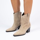 Manfield - Dames - Beige suède cowboy laarzen met studs - Maat 36