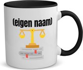 Akyol - advocaat weegschaal (met eigen naam) koffiemok - theemok - zwart - Advocaat - advocaten - mok met eigen naam - leuk cadeau voor iemand die advocaat is - cadeau - kado - 350 ML inhoud