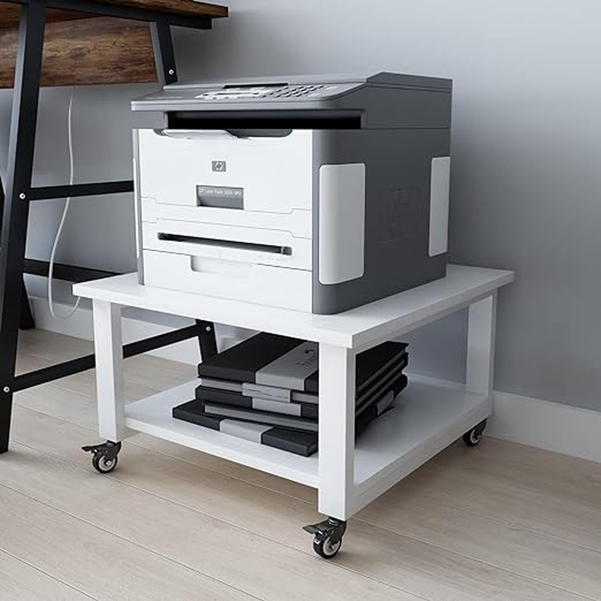 2-Tier Laser Printer Stand 50 * 50 * 30cm Grote Printer Tafel Copier Stand onder Bureau Heavy Duty Rolling Cart met Paper Storage Shelf Printer Houder op Wielen voor Home Office (Wit)