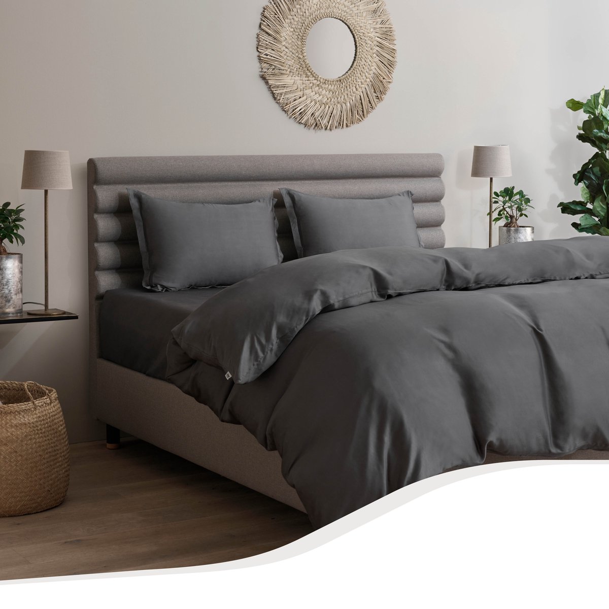 Home by TEMPUR® - Dekbedovertrek van 100% zijdezachte Bamboe - strijkvrij en droger geschikt - Antraciet - 240x220 cm - zonder kussensloop