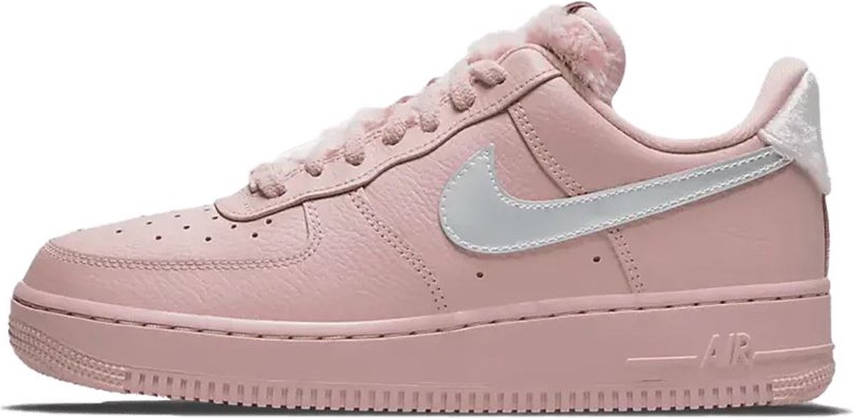 Nike WMNS Nike Air Force 1 ’07 “” Sherpa”” Sneakers Roze