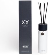 Notes Reed diffuser XX - Dennengeur & kaneel - geurstokjes Wit