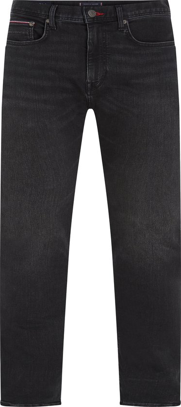 Tommy Hilfiger straight fit jeans in Blair Black denim met een subtiele wassing.