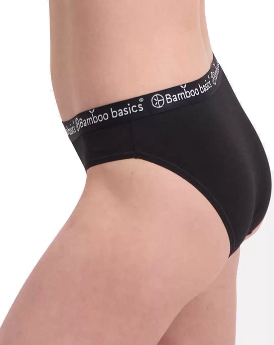 Zwarte bamboo slip, zichtbaar van de zijkant met een elastische band met "Bamboo Basics" logo.