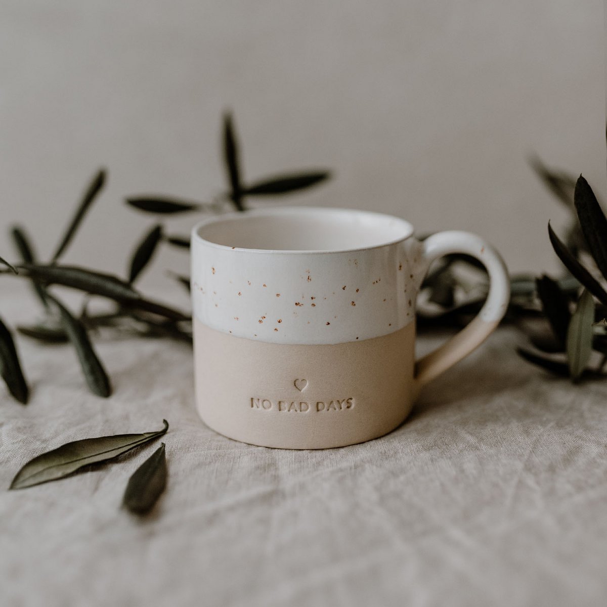 Mok No Bady Days - Tas - Aardewerk - Handgemaakt - Servies - Decoratie - Geschenk - Cadeau - Koffie - Thee - Origineel Cadeau - Uniek - Vrienden