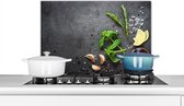 Spatscherm keuken 60x40 cm - Kookplaat achterwand Limoen - Kruiden - Specerijen - Groen - Grijs - Beton print - Muurbeschermer - Spatwand fornuis - Hoogwaardig aluminium