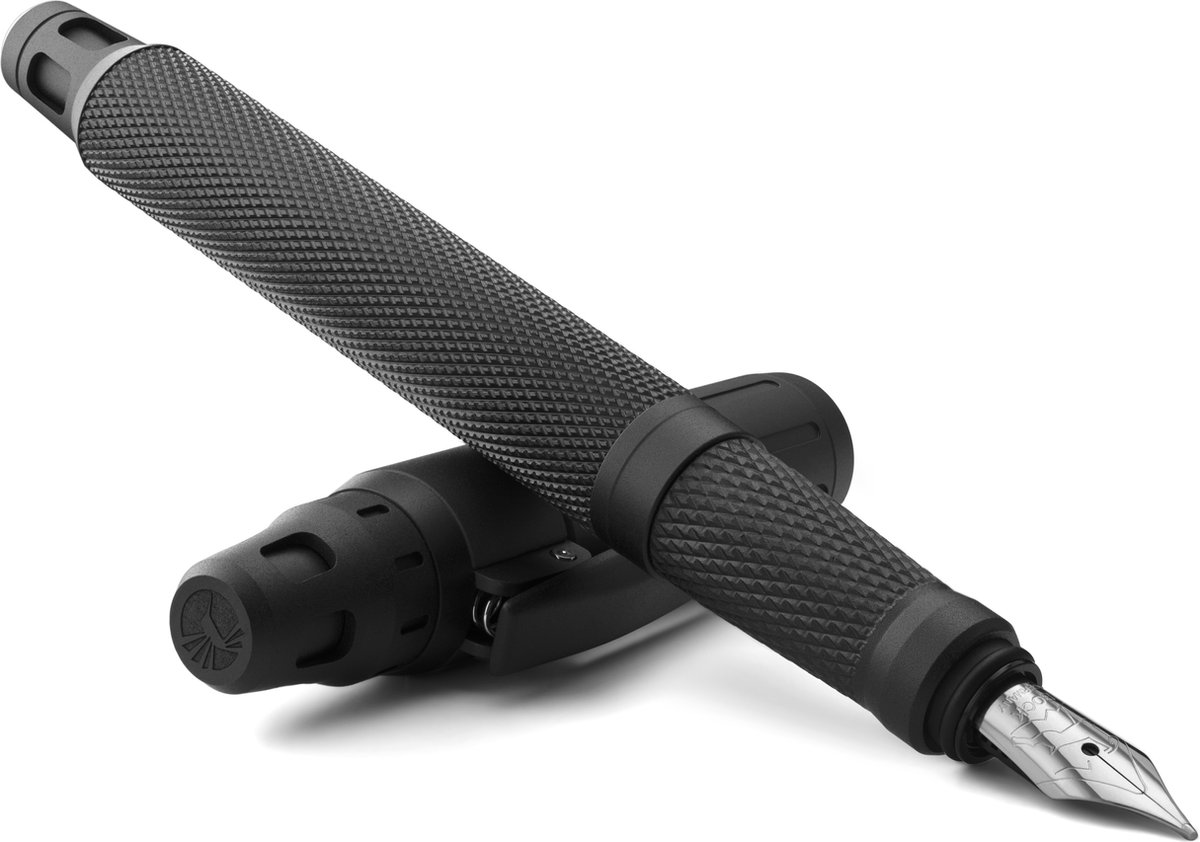 Colibri Ascari Vulpen - Pen met Pachmayr - Medium Penpunt - met Geschenkdoos - 1 stuk - Zwart