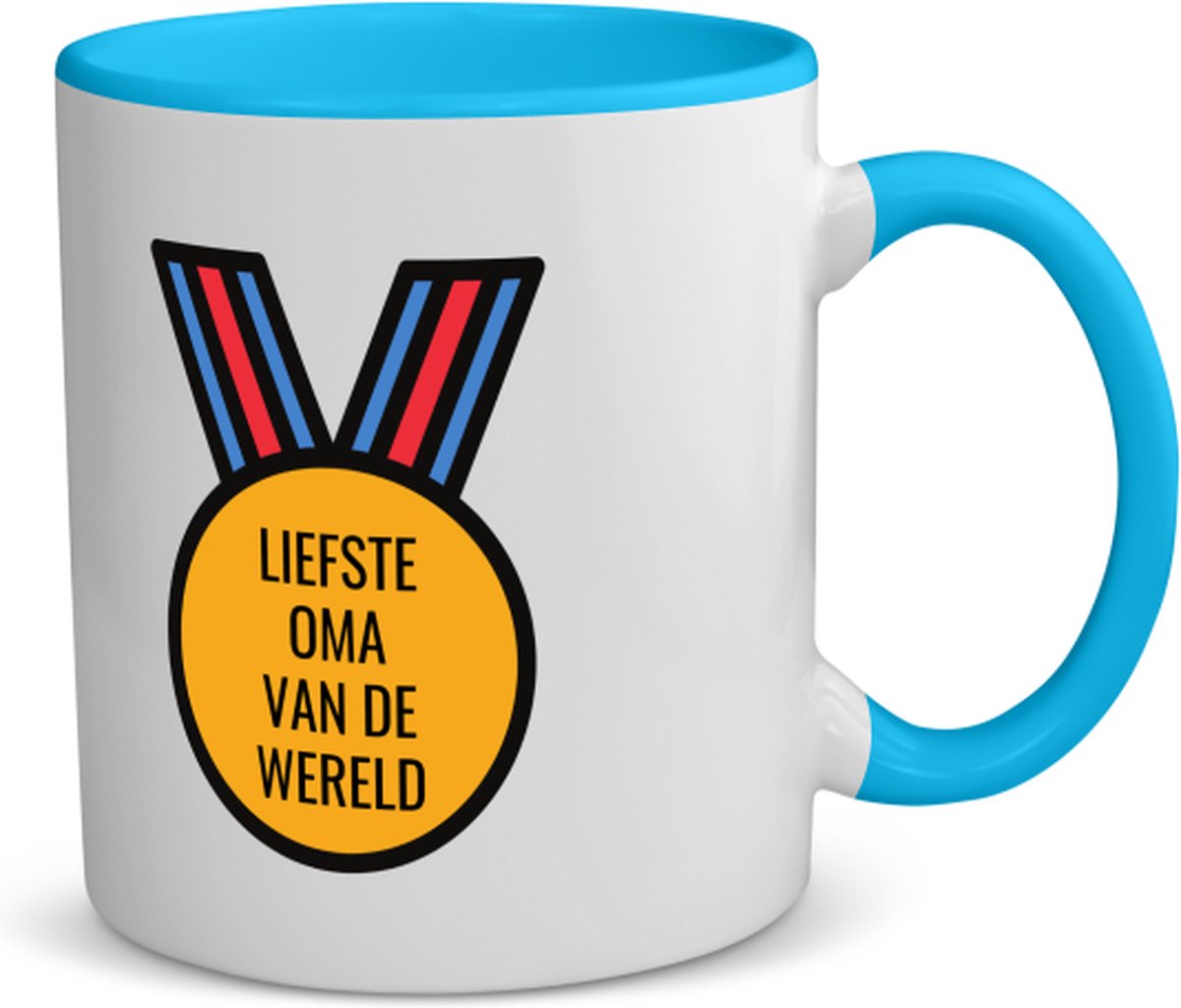 Akyol - liefste oma van de wereld koffiemok - theemok - blauw - Oma - de liefste oma - verjaardagscadeau - verjaardag - cadeau - cadeautje voor oma - oma artikelen - kado - geschenk - gift - 350 ML inhoud