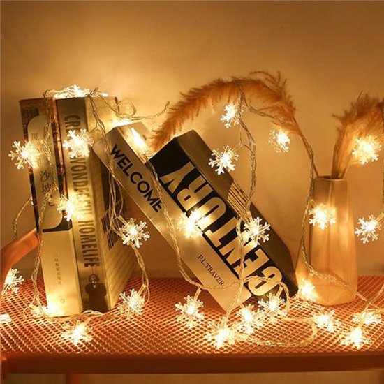 thumbnail: Kerstslinger Met 100 Warmwitte LEDs – 5 Meter Kunstdennen Slinger Met 8 Lichtstanden, Voor Binnen & Buiten