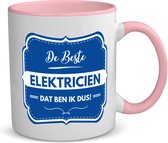 Akyol - de beste elektricien koffiemok - theemok - roze - Elektricien - een elektricien - werk - afscheidscadeau - verjaardagscadeau - 350 ML inhoud