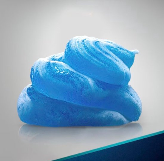 Een veeg blauwe scheergel met wervelende textuur.
