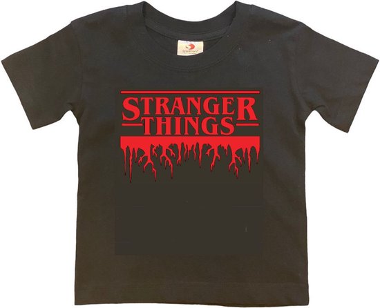 STRANGER THINGS T-shirt Zwart met rode Opdruk (maat 122/128)
