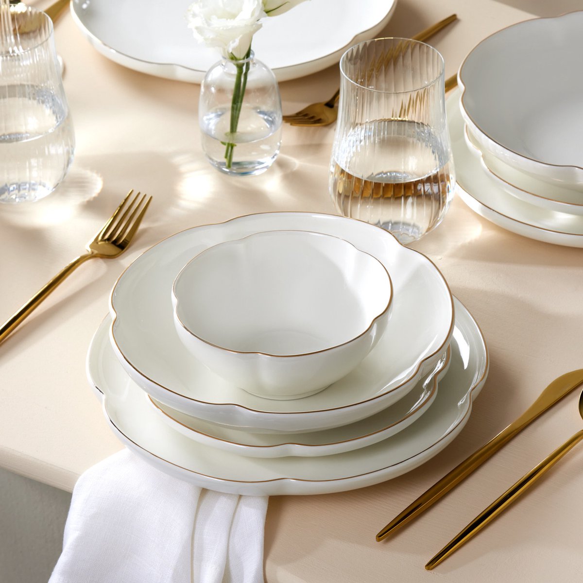 Karaca Flora Porzellan set voor 6 personen, 24-delig - elegant tafelservies voor momenten van plezier