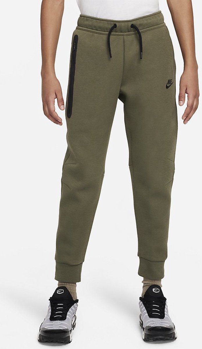 Nike Sportswear Tech Fleece Pant Kids Medium Groen