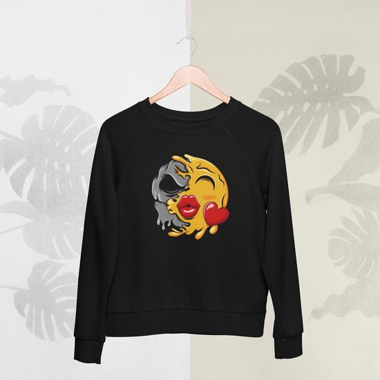 Feel Free - Halloween Sweater - Smiley: Gezicht dat een kus gooit - Maat XL - Kleur Zwart