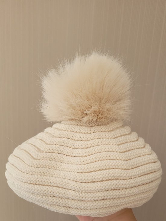 Mac Ilusion gebreide baret | Pompom | Natural/Linen/Beige | Maat 3-12m | Hoofdomtrek 42-46cm