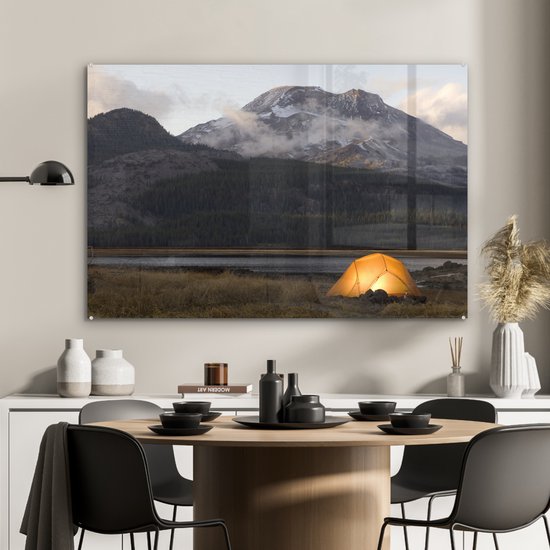 MuchoWow® Peinture sur verre 120x80 cm - Peinture sur verre acrylique - Une tente jaune dans une zone de montagne - Photo sur verre - Peintures