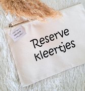 Organizer | Reserve kleertjes | Gifts by M | Etui | Bewaren | Katoen | Luiertas | Naturel | Opgeruimd | Baby | Kraamcadeau