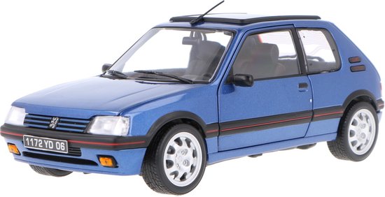 Foto: Het 1 18 gegoten model van de peugeot 205 1 9 gti pts velgen uit 1992 in miami blue de fabrikant van het schaalmodel is norev dit model is alleen online verkrijgbaar