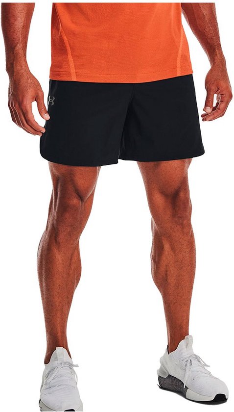 Under Armour Peak Woven Shorts-Blk - Maat XL