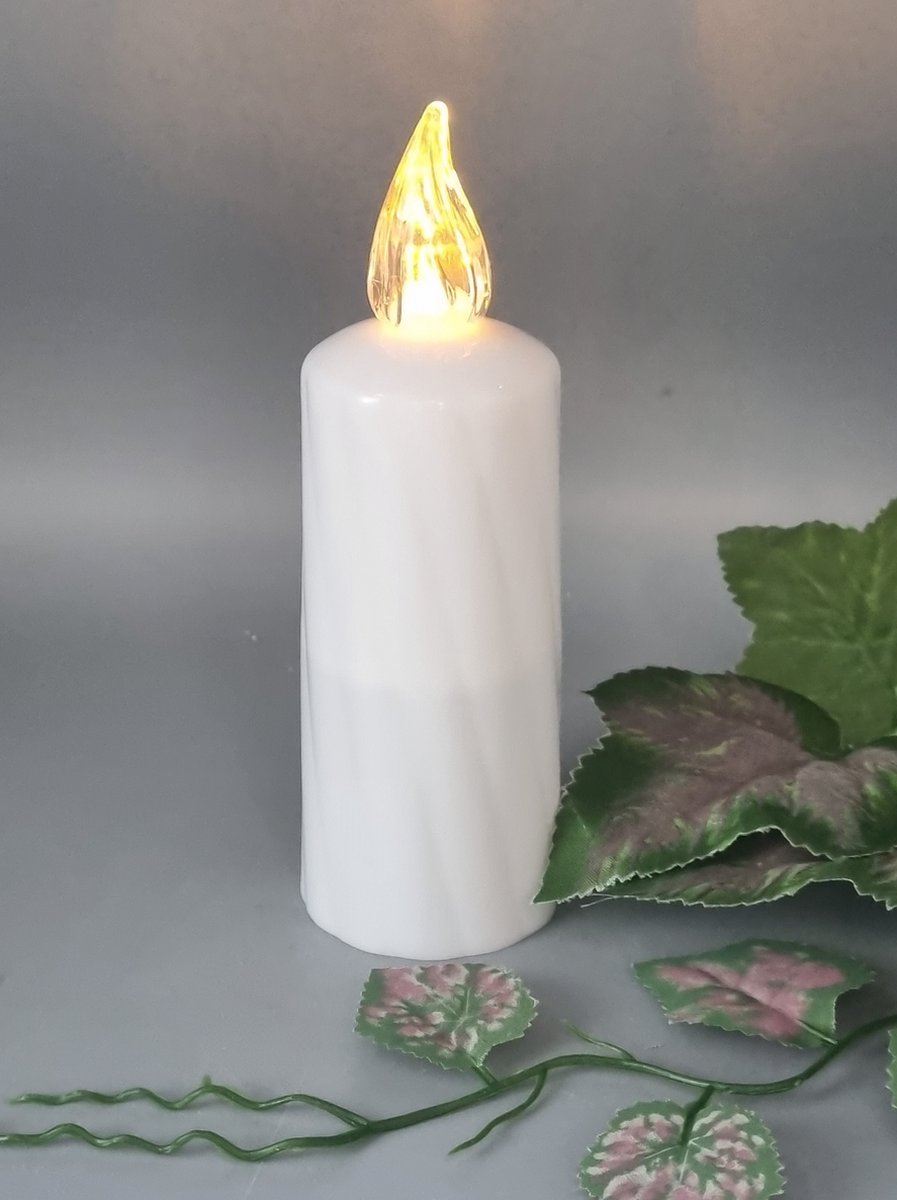 Cortina Led kaars CONO Wit(warm wit) 1200 branduren Inclusief batterij Flikkerend led