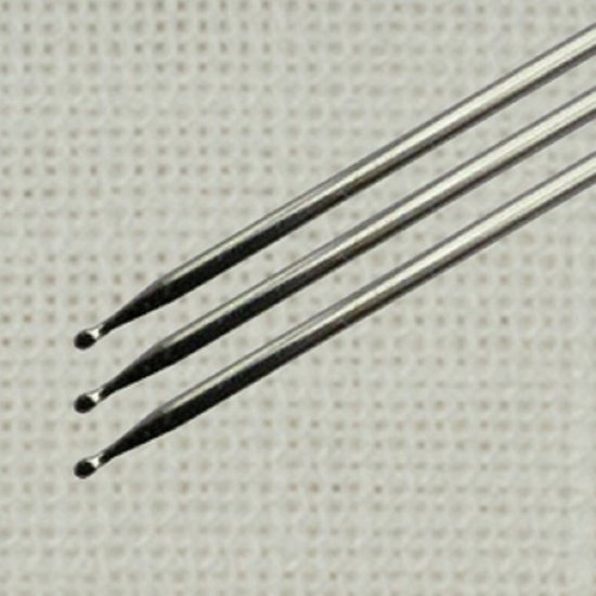 Borduurnaald - Bolletjesnaald (2 stuks per verpakking) nummer 37.