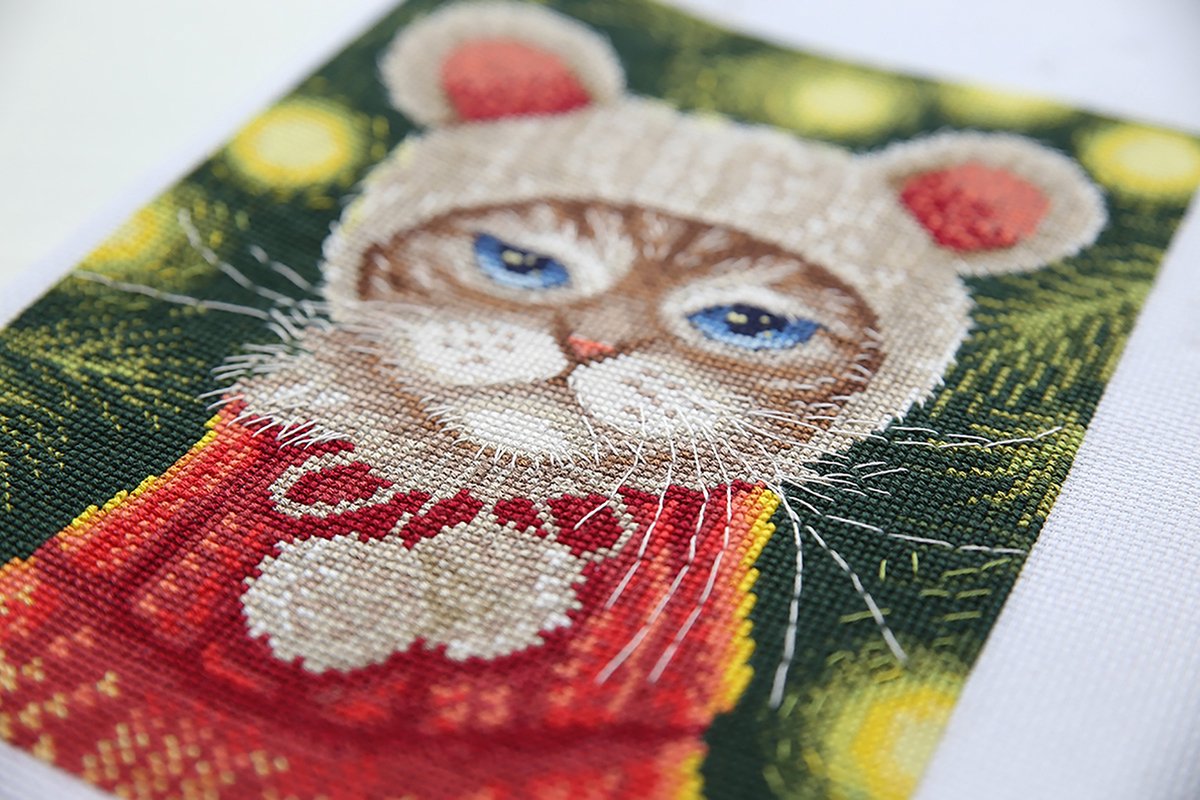 PANNA Festive Mood Cat - Borduurpakket - 16 x 21 cm - DIY pakket volwassenen — afbeelding 4