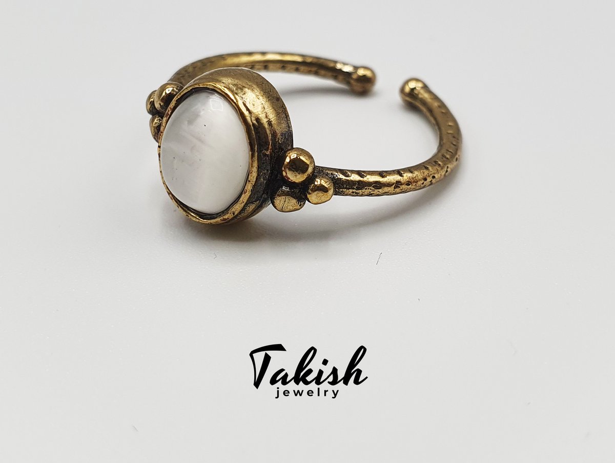 Verstelbare Moeder-of-Pearl Koperen Ring - Natuurlijk Handgemaakt Juweel - Takish Jewelry