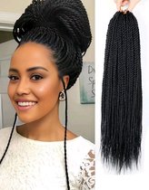 Mooie natuurlijk uitstralende haarbundel 30 vlechtjes 60cm lang haarextensions zwart voor invlechten van uw haar zonder clipjes.