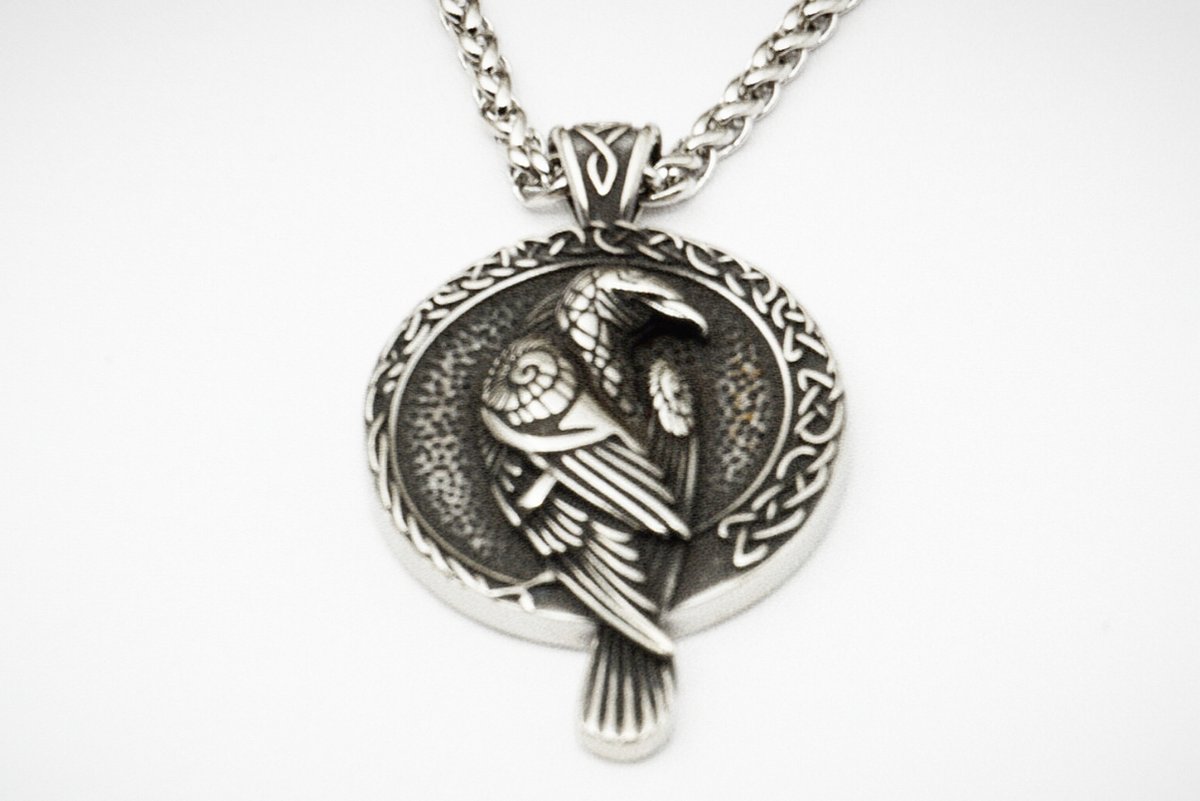 [Two Ravens] Raven Ketting - Raven Amulet - Odin's Raven - Huginn en Munnin - Zilverkleurige Tweezijdige Viking Ketting - Raaf Hanger.
