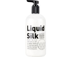 Liquid Silk - Sex Lube - Hybride Glijmiddel - Veilig voor Condooms - Ook voor Massage 500 ml