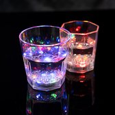 LED Verlichte Whiskyglazen - Lichtgevende Glazen - Glow In The Dark Glazen - Kerstdecoratie - Set van 6